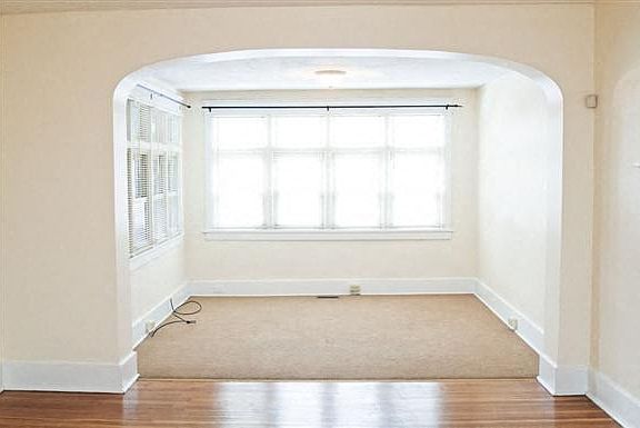5th image of 5707 Forbes Ave #985897