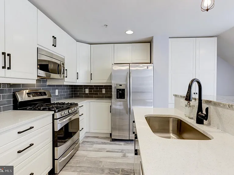 15262 Rosemont Manor Dr — Photo 6