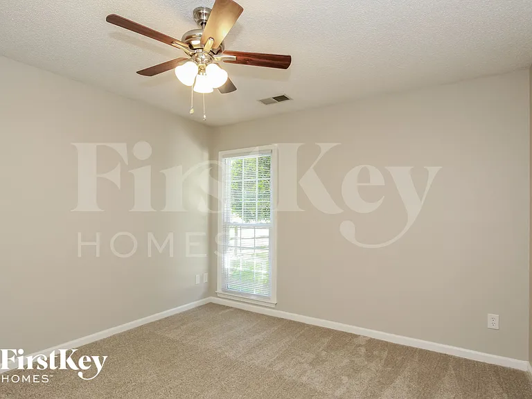 13646 Annsdale Ln — Photo 12