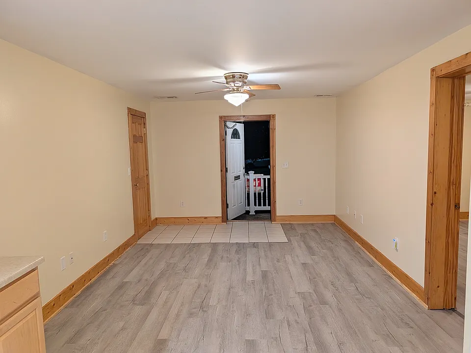 1411 W G St #3