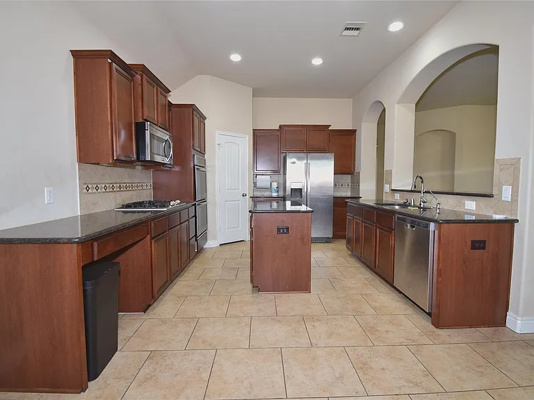5623 S Denham Ridge Ln — Photo 11