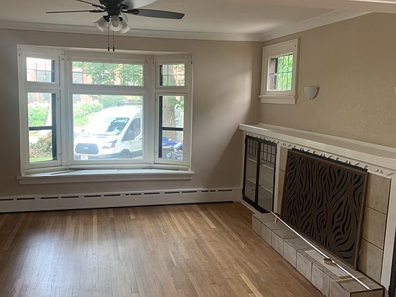 4th image of 610 N Hartwell Ave