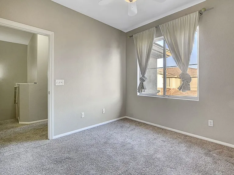 716 Peachy Canyon Cir #103 — Photo 34