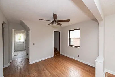 4026 Washington Ave — Photo 3