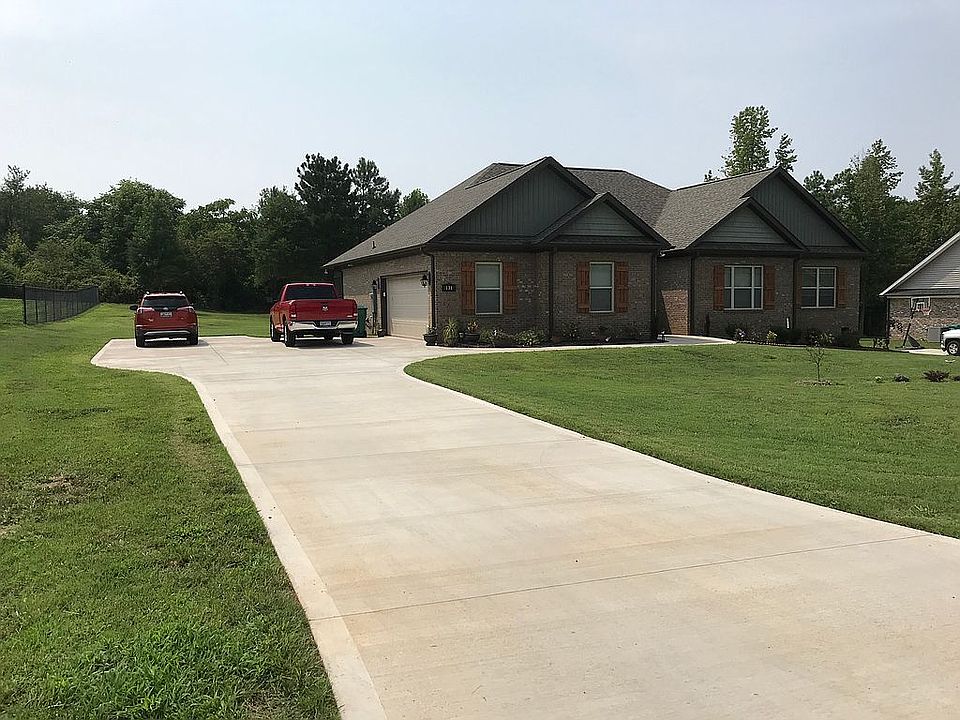 2nd image of 131 Bradon's Way