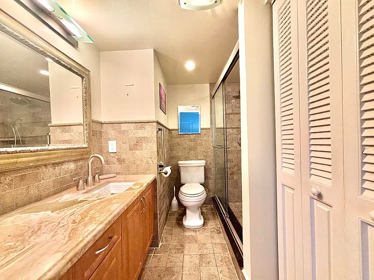 4032 Newcastle St #B — Photo 8