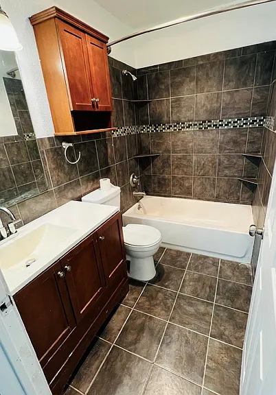 706 Rockdale Rd — Photo 14