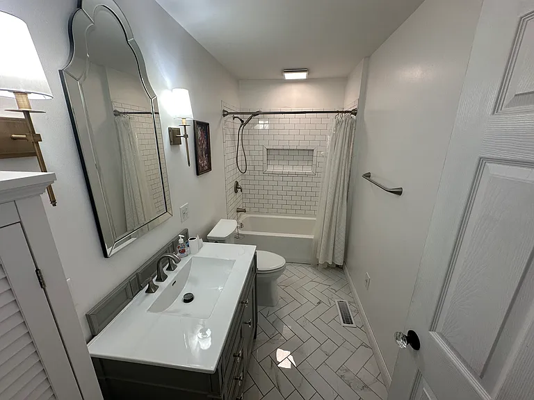 426 N 2nd St — Photo 5