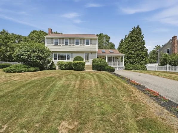 16 Pimental Way, Plymouth, MA 02360