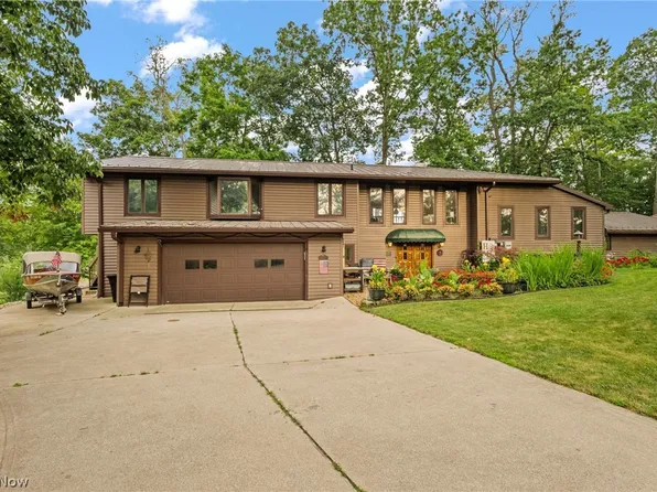 910 Pike Dr, Mansfield, OH 44903