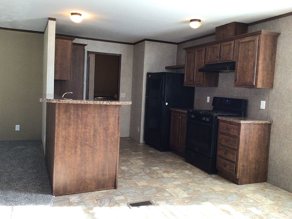 2nd image of 5001 South Ave Lot 101
