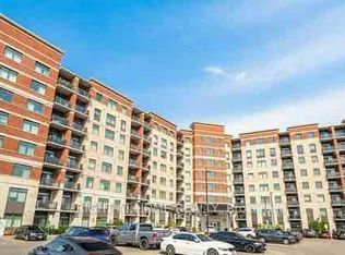 39 New Delhi Dr S #520, Markham, ON L3S 0E1