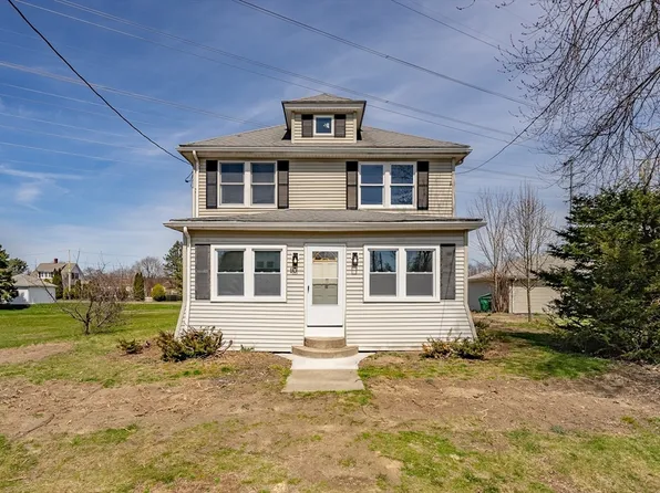 10 Bill St, Chicopee, MA 01013