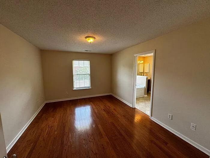 7010 Thornwood Ln SE — Photo 29