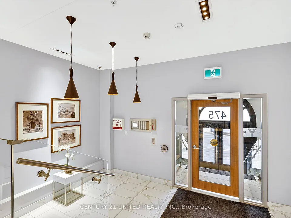 475 George St N #329