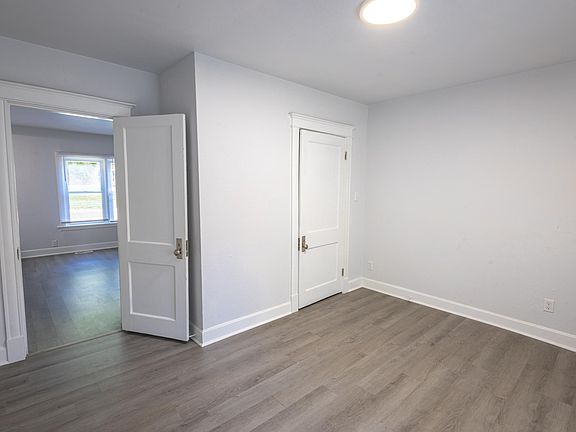 4th image of 203 Suddarth St