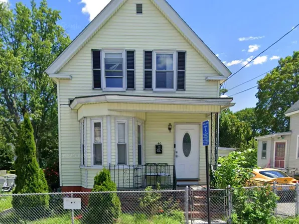 40 S Whipple St, Lowell, MA 01852