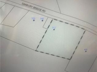 512 Danbury Bridge Rd, Eden, NC 27025