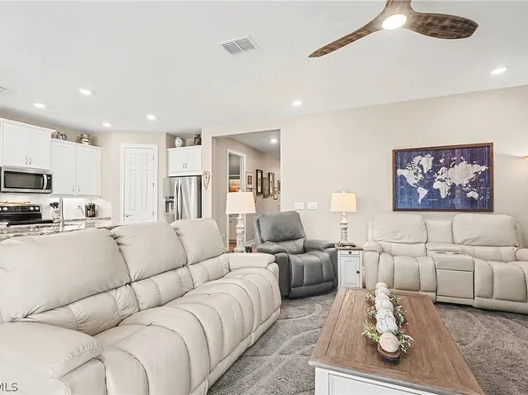 3816 Crosswater Dr, North Fort Myers, FL 33917