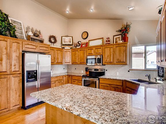 4th image of 548 Trout Creek Ct