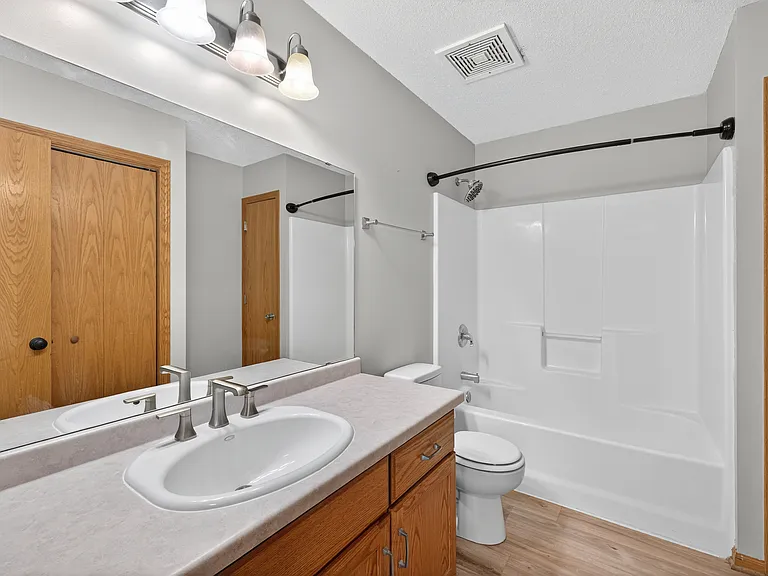 5073 51st St NW — Photo 5
