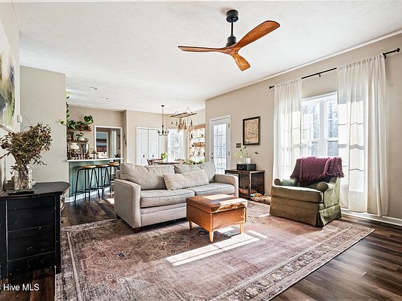 2nd image of 226 Middle Ridge Drive