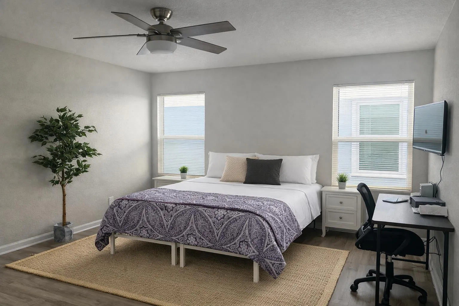 4 bed, 2.0 bath, 1250 sqft, $1,364 — Photo 1
