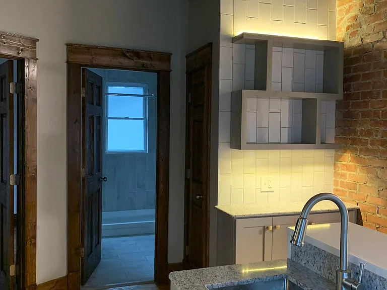 18 Meech Ave #1 — Photo 5