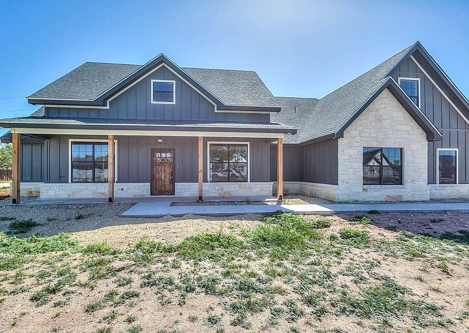 1st image of 202 Calypso Ln