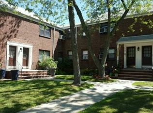 1721 Utopia Pkwy, Whitestone, NY 11357