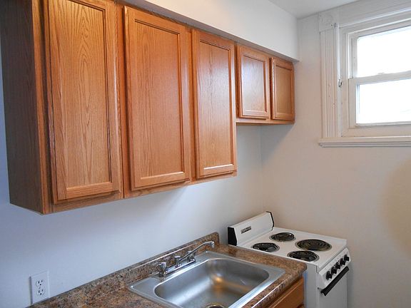 4th image of 5506 Stanton Ave APT 4