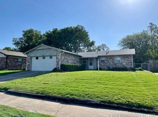 3247 S 121st East Ave, Tulsa, OK 74146