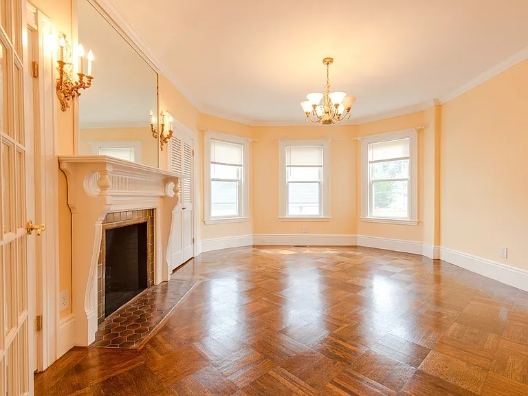20 Chester St #1 — Photo 17