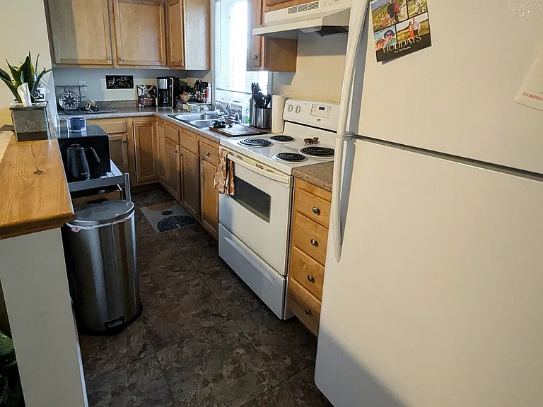 8 Kossuth St #202 — Photo 4