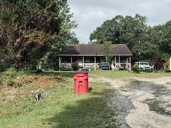 324 Lake Richardson Dr, Fort Valley, GA 31030