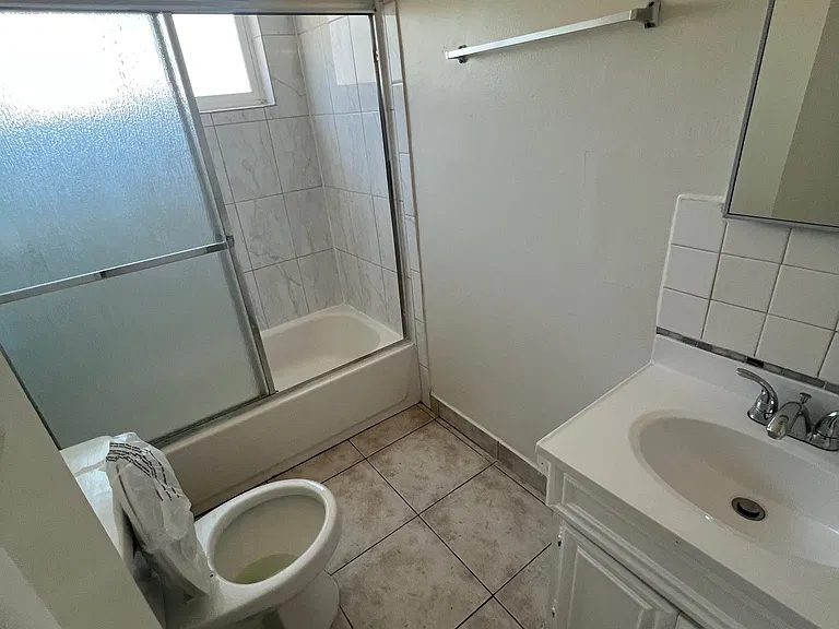 9205 Alondra Blvd #20 — Photo 4