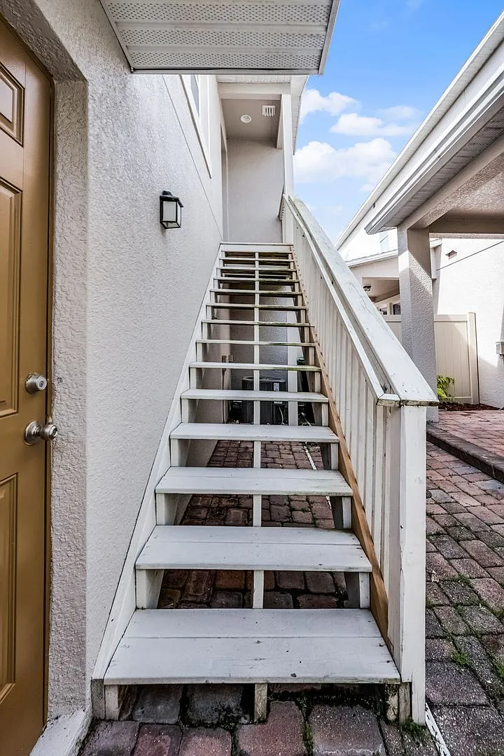 New Windermere Rental — Photo 3