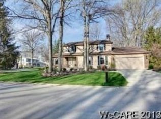 1554 Pro Dr, Lima, OH 45805