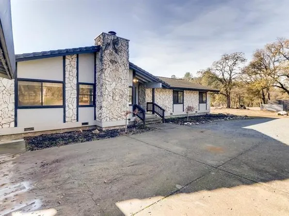 13015 Moss Rock Dr, Auburn, CA 95602