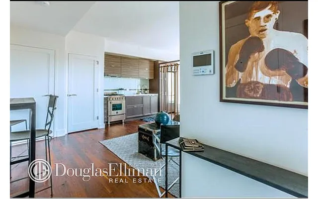 Rented by Douglas Elliman | media 21