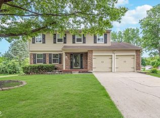 8205 Picadilly Ln, Indianapolis, IN