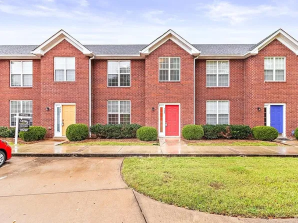 522 S 1st St, Clarksville, TN 37040