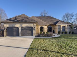 1680 Wildwood Ct, Sidney, OH 45365