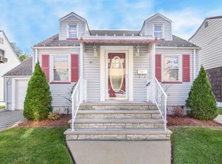 190 Rutherford Pl, North Arlington, NJ 07031