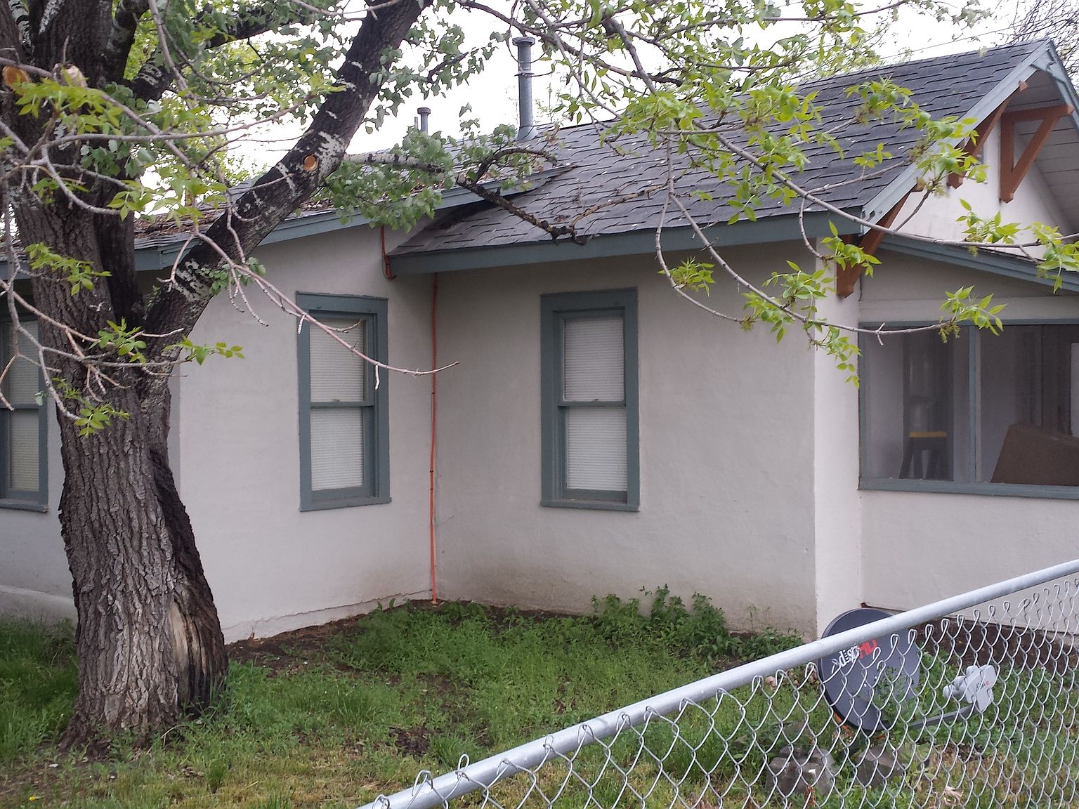 211 1/2 Carey Ave, Gillette, WY 82716 Zillow