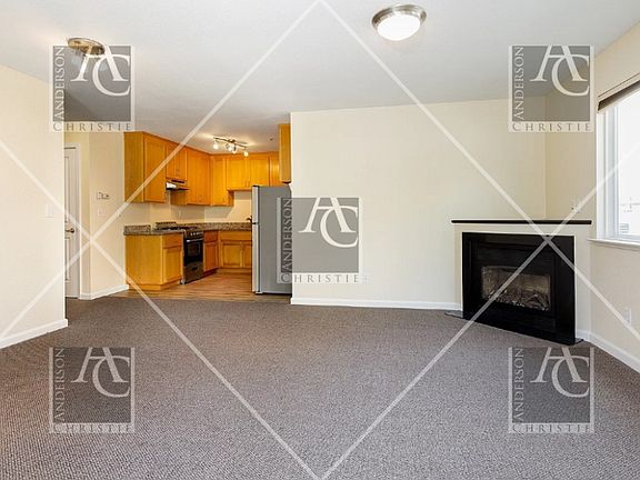 3rd image of 251 High St APT A
