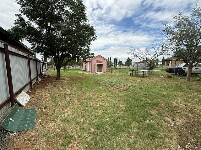 414 Lindy Ave — Photo 15