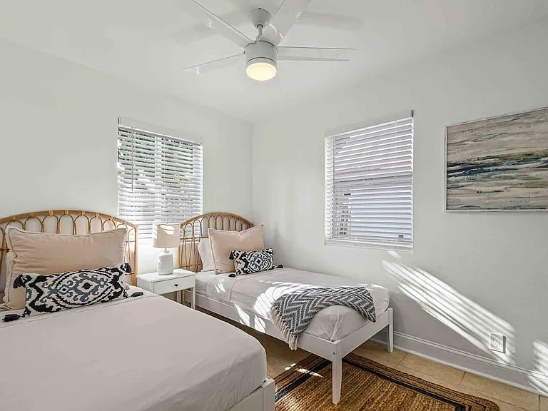 427 Conniston Rd #B — Photo 6