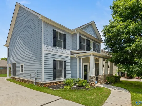 307 Acorn Grove Ln SW, Huntsville, AL 35824