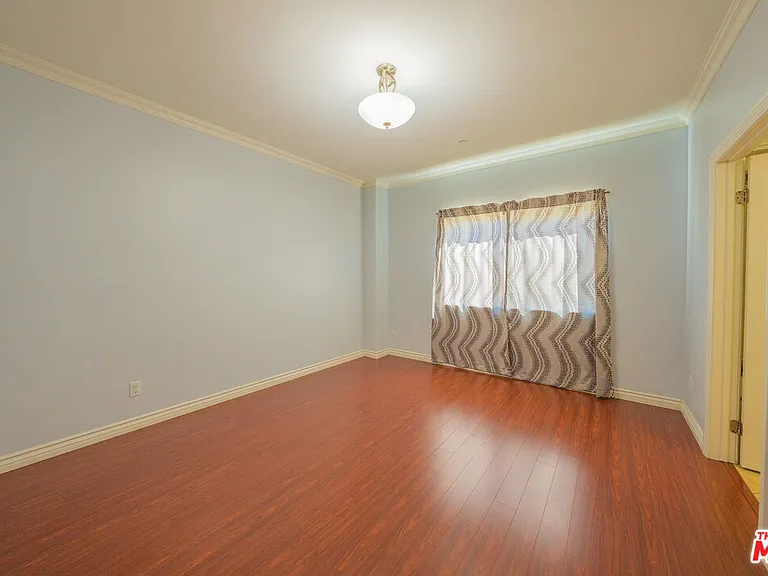 626 E Orange Grove Ave #105 — Photo 19